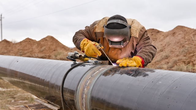 Carbon dioxide transportation pipeline