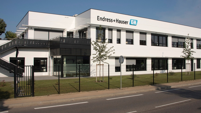 Endress+Hauser ve Kaiser Optical Systems'in Lyon, Fransa'daki tesisi.