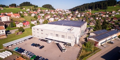 İsviçre Oberegg'deki thyssenkrupp Presta AG'nin havadan görünümü